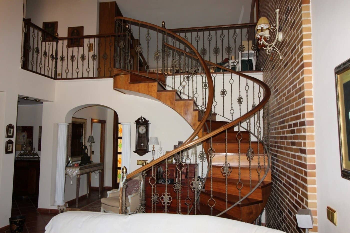 5 soveværelse Villa til salg i Torrevieja med garage - € 495.600 (Ref: 10050331)