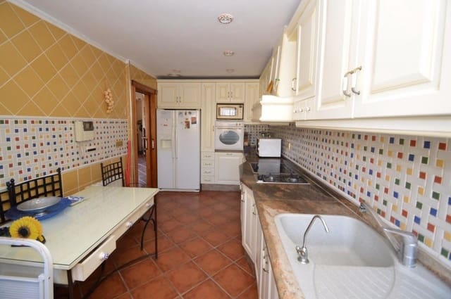 5 sypialnia Willa na sprzedaż w Los Balcones - Los Altos, Torrevieja z garażem - 495 600 € (Ref: 10050331)