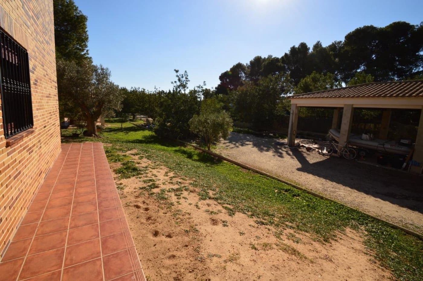 5 soveværelse Villa til salg i Torrevieja med garage - € 495.600 (Ref: 10050331)