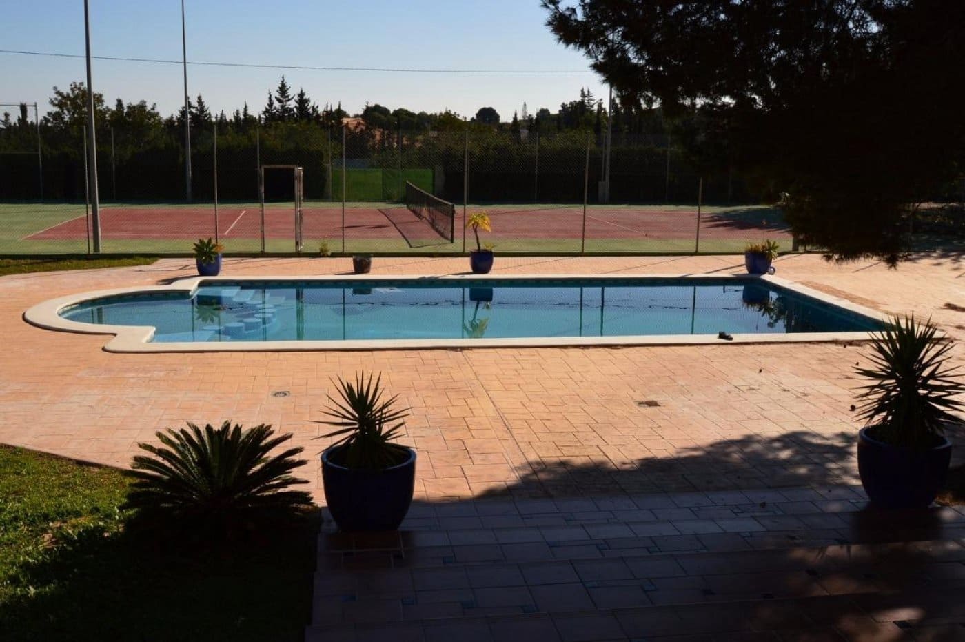 5 soveværelse Villa til salg i Torrevieja med garage - € 495.600 (Ref: 10050331)