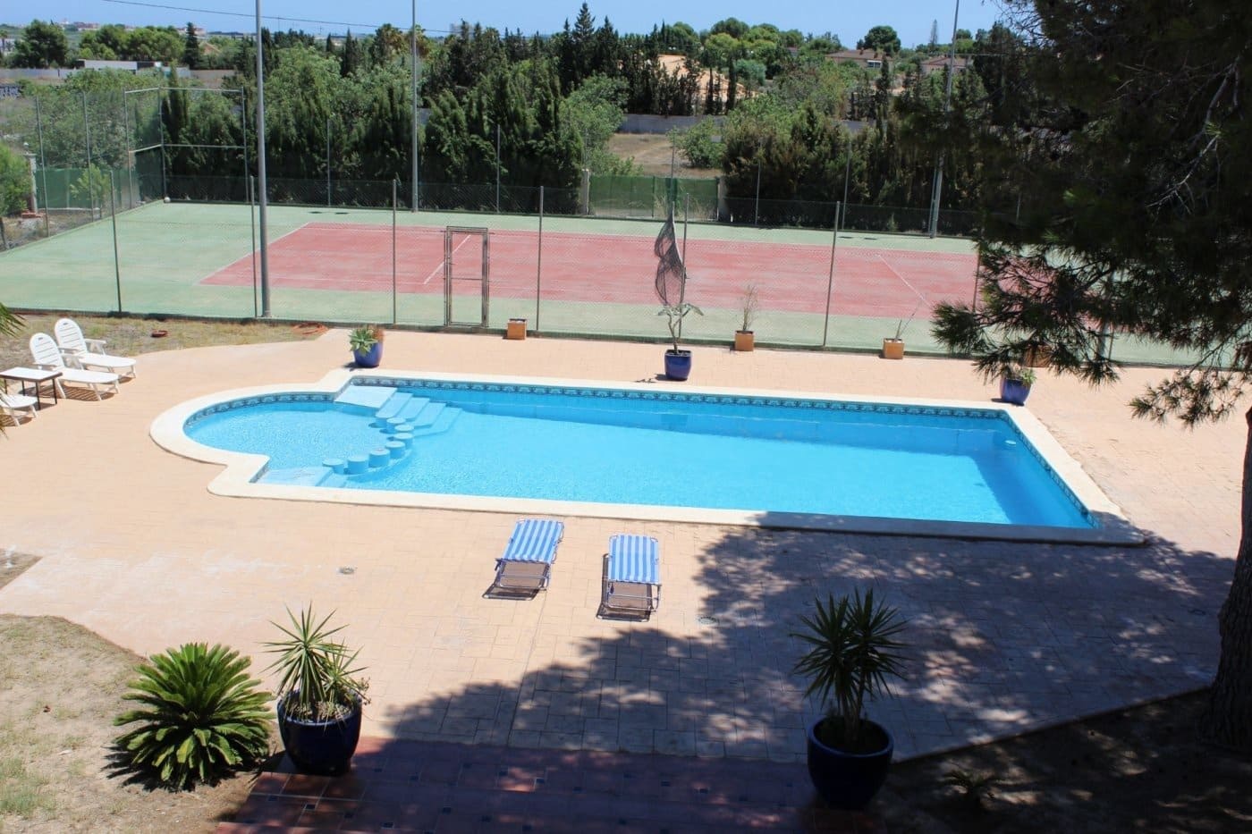 5 soveværelse Villa til salg i Torrevieja med garage - € 495.600 (Ref: 10050331)