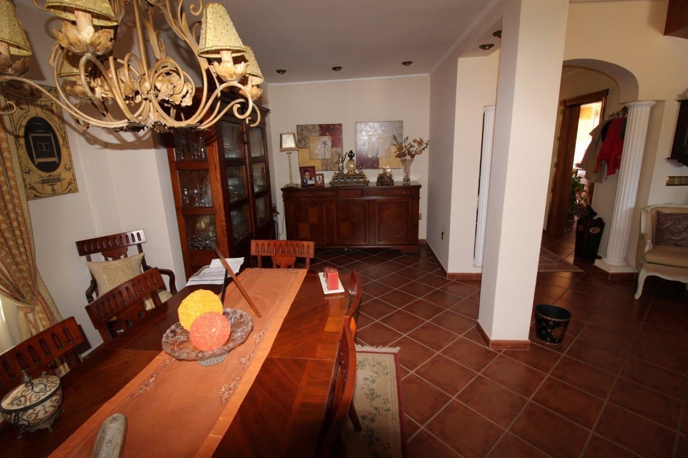 5 soveværelse Villa til salg i Torrevieja med garage - € 495.600 (Ref: 10050331)