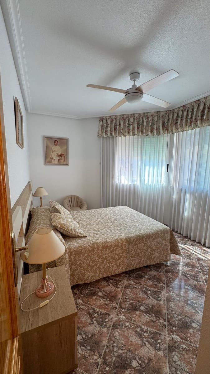 3 chambre Appartement à vendre à Torrevieja avec garage - 179 900 € (Ref: 9941001)