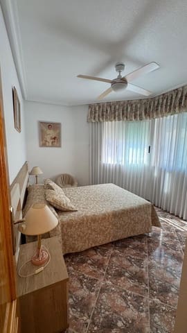 3 chambre Appartement à vendre à Centro, Torrevieja avec garage - 179 900 € (Ref: 9941001)