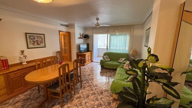 3 chambre Appartement à vendre à Centro, Torrevieja avec garage - 179 900 € (Ref: 9941001)