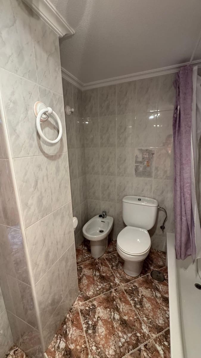 3 chambre Appartement à vendre à Torrevieja avec garage - 179 900 € (Ref: 9941001)