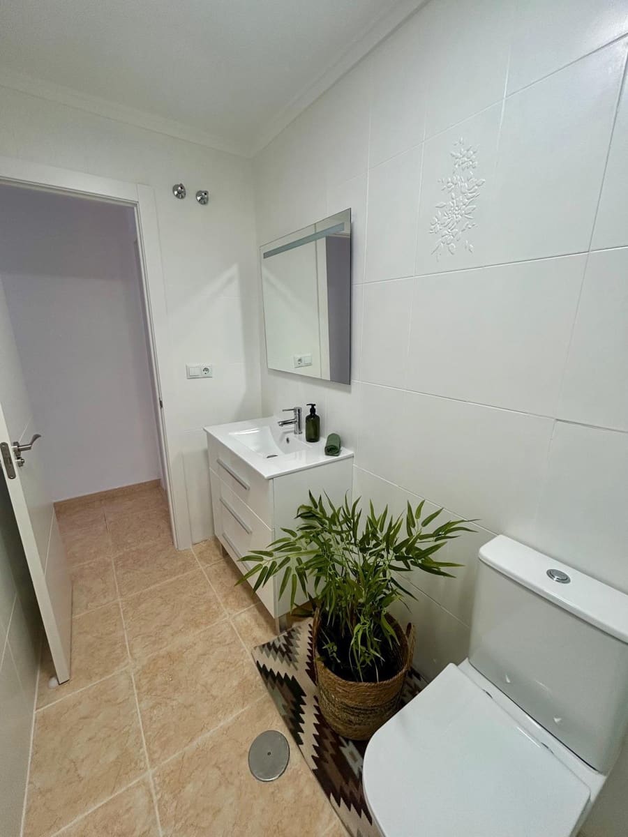 2 soveværelse Lejlighed til salg i Torrevieja - € 146.000 (Ref: 9941002)