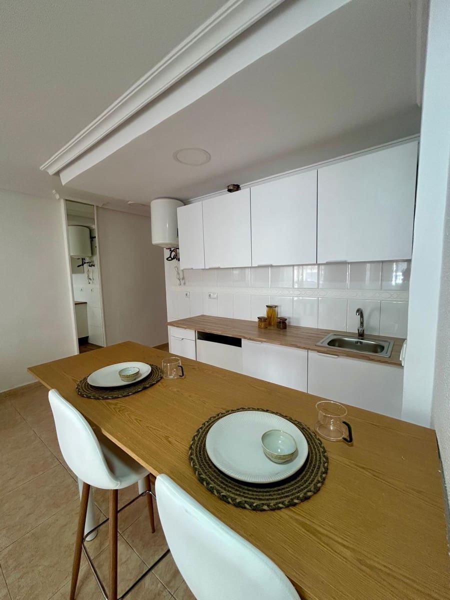 2 soveværelse Lejlighed til salg i Torrevieja - € 146.000 (Ref: 9941002)