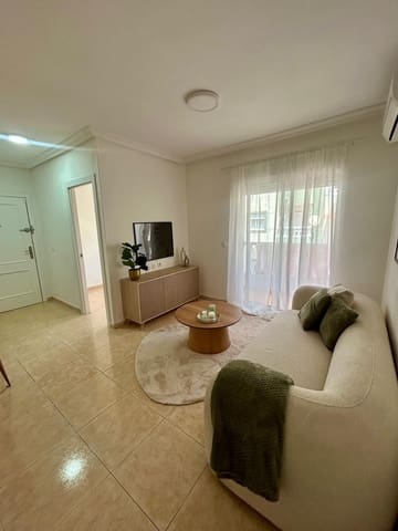 2 soveværelse Lejlighed til salg i Centro, Torrevieja - € 146.000 (Ref: 9941002)