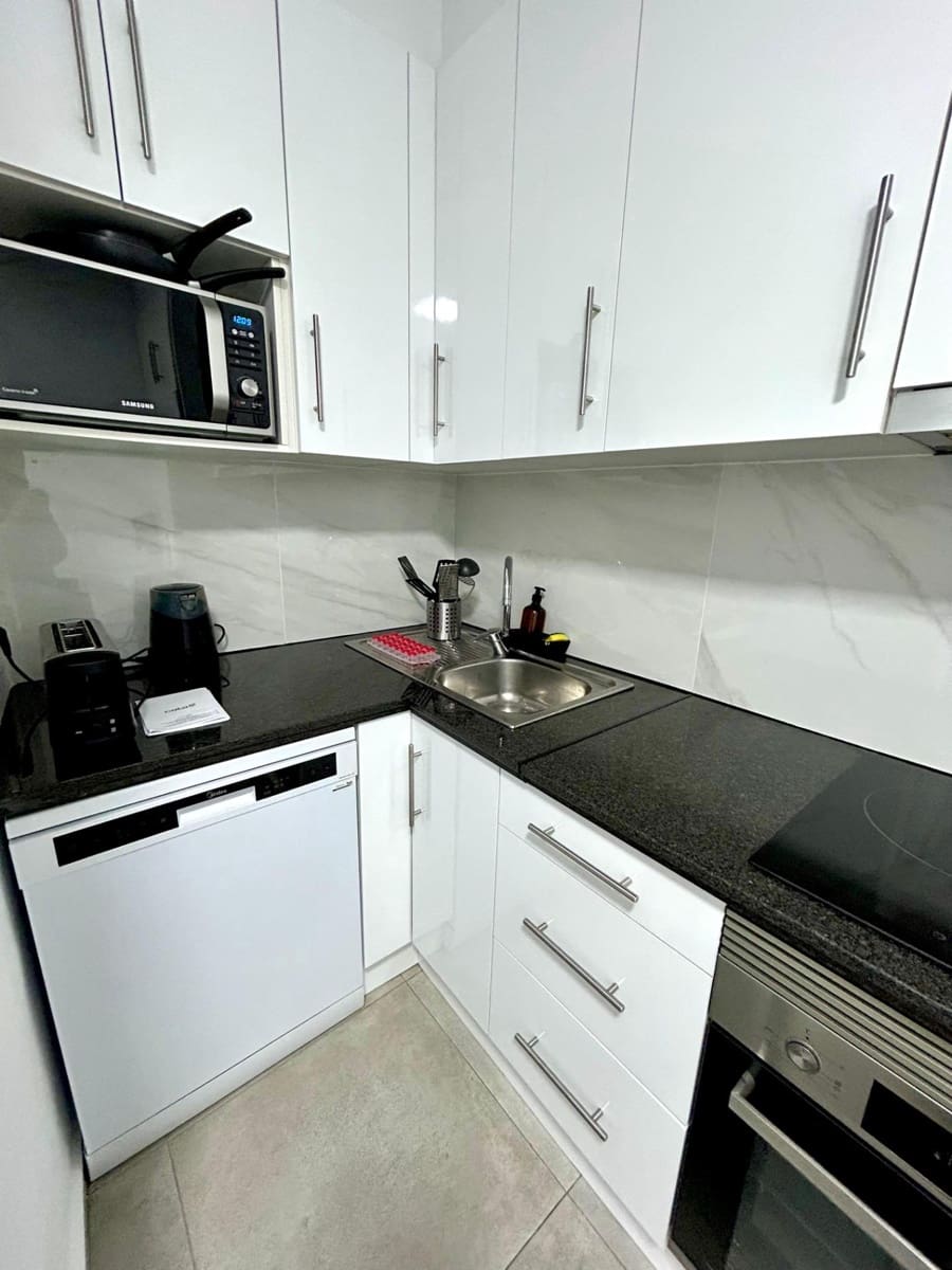 3 chambre Appartement à vendre à Torrevieja - 210 000 € (Ref: 9941007)