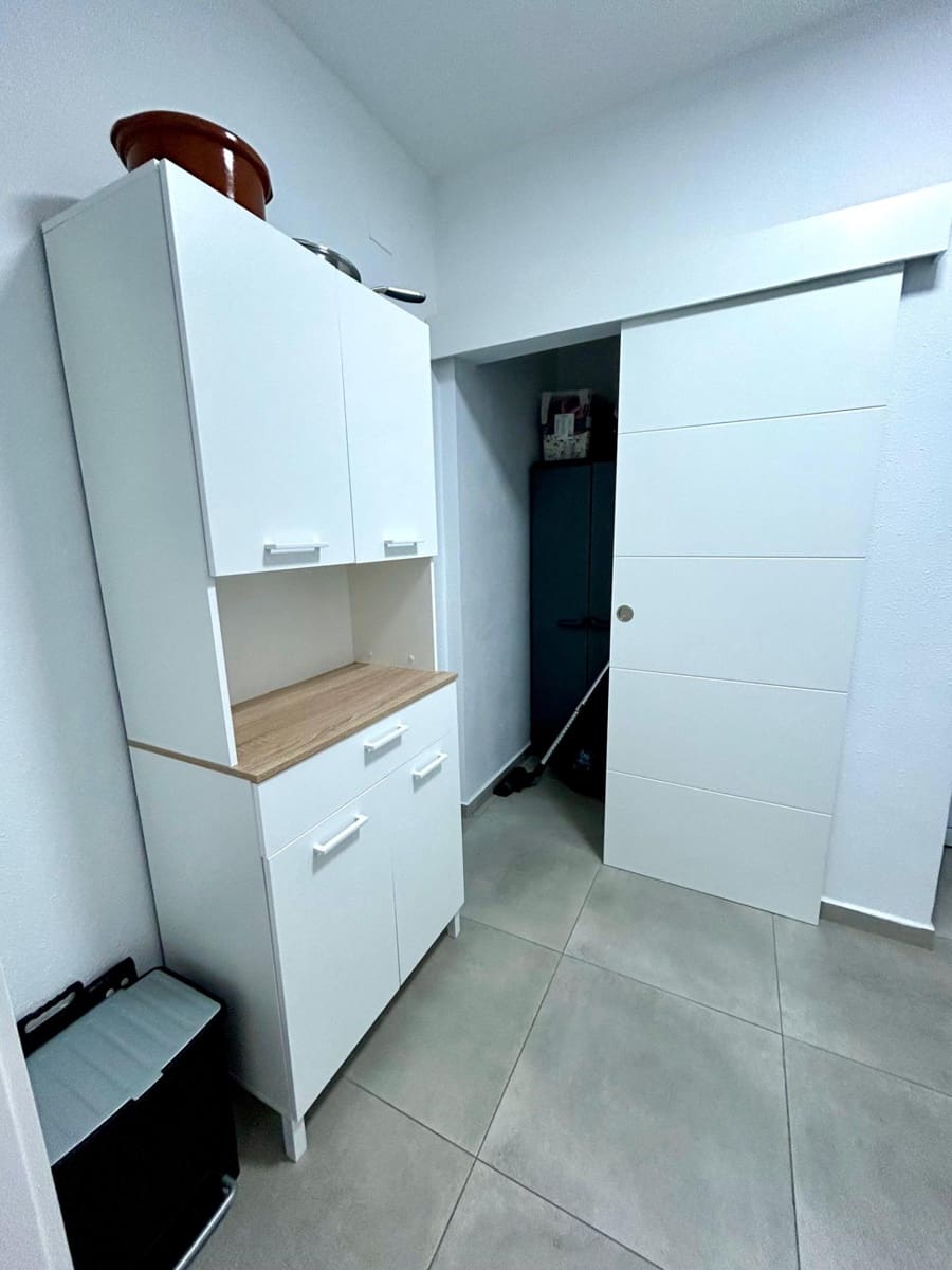 3 chambre Appartement à vendre à Torrevieja - 210 000 € (Ref: 9941007)