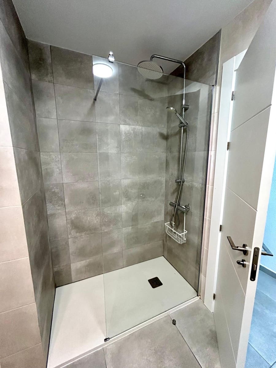 3 chambre Appartement à vendre à Torrevieja - 210 000 € (Ref: 9941007)
