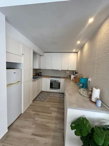 3 chambre Appartement à vendre à Torrevieja - 198 000 € (Ref: 9941009)