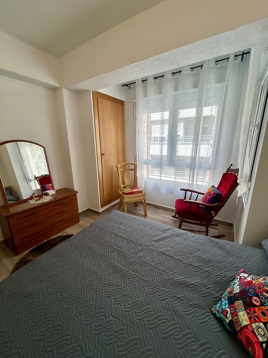 3 sovrum Lägenhet till salu i Torrevieja - 198 000 € (Ref: 9941009)