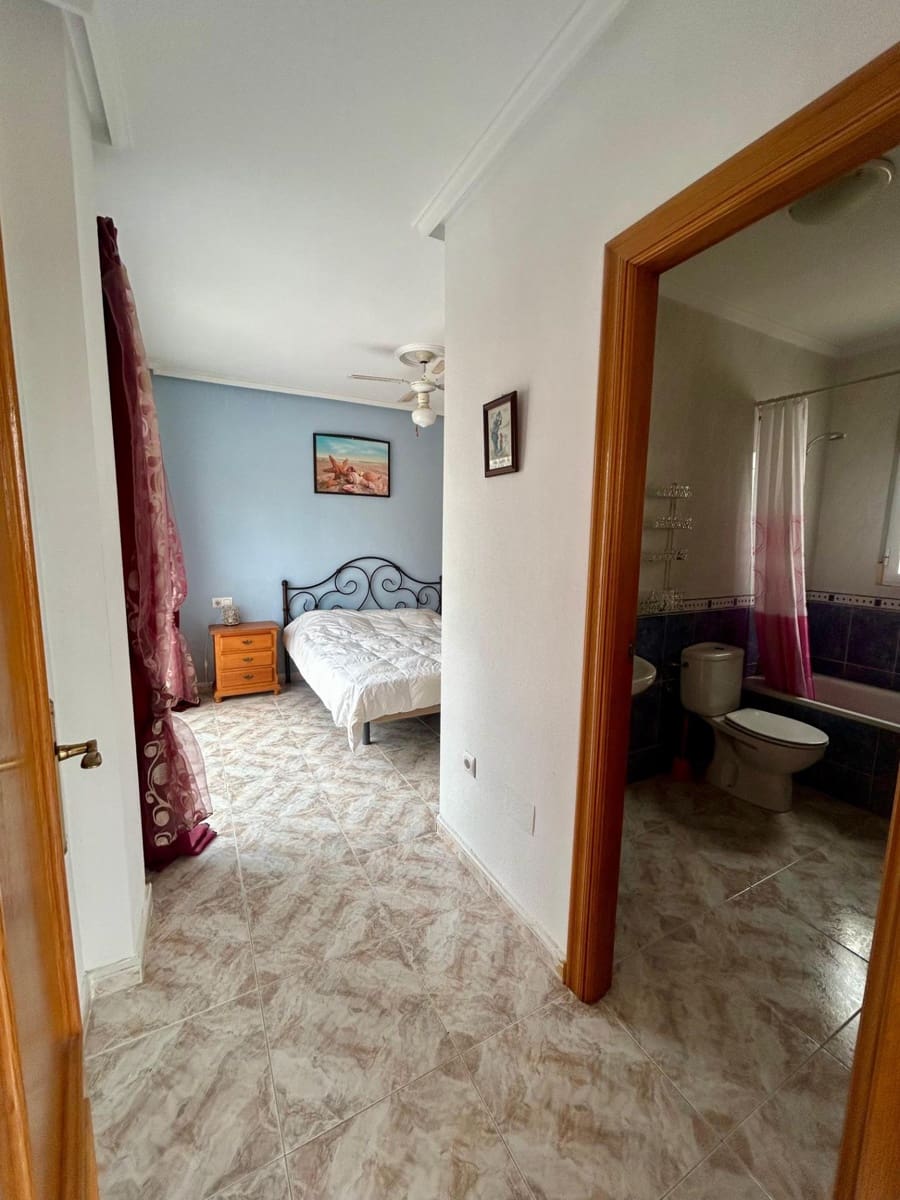 3 slaapkamer Villa te koop in Rojales met garage - € 360.000 (Ref: 9941011)