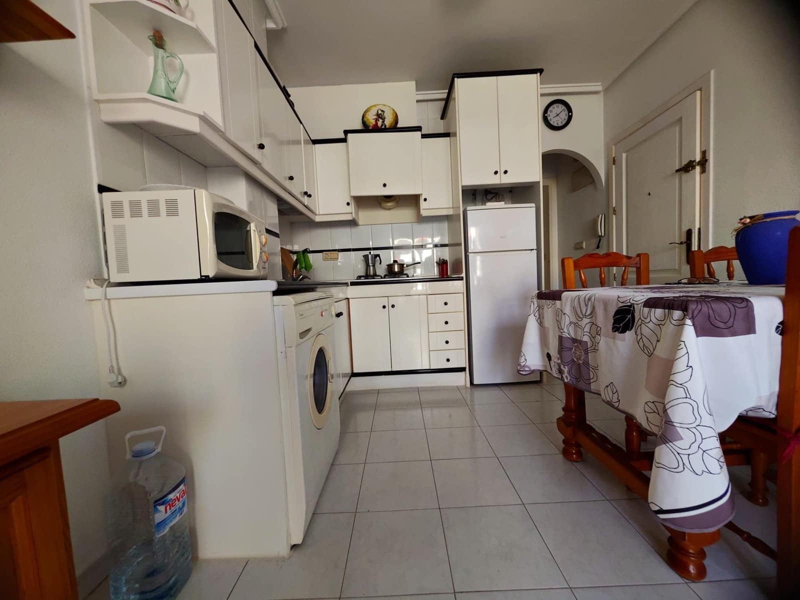 1 sovrum Lägenhet till salu i Torrevieja - 141 000 € (Ref: 9941012)