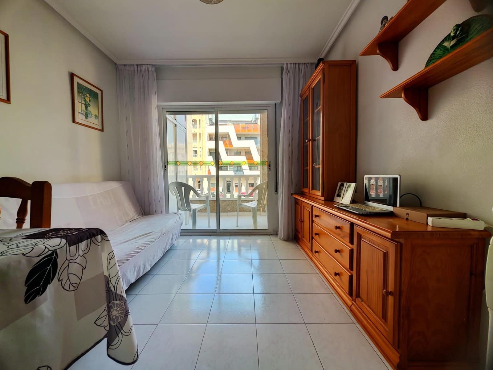 1 sovrum Lägenhet till salu i Torrevieja - 141 000 € (Ref: 9941012)