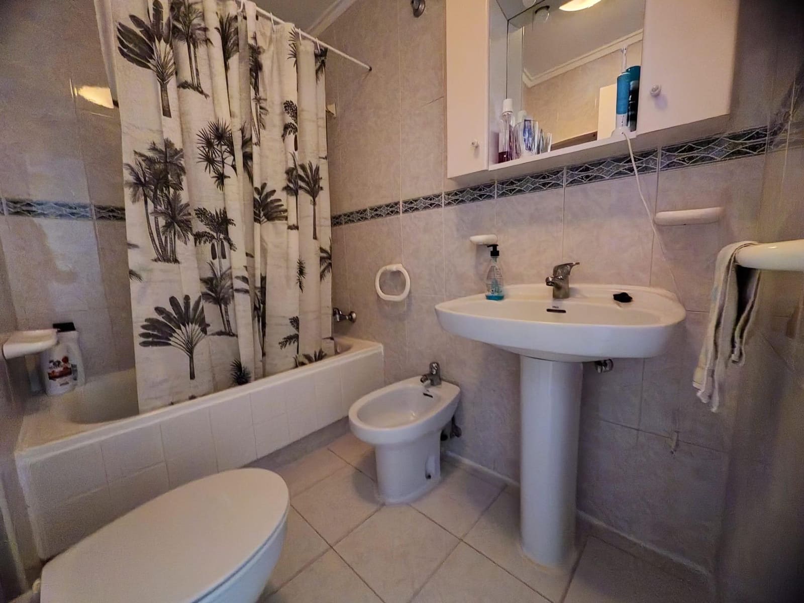 1 sovrum Lägenhet till salu i Torrevieja - 141 000 € (Ref: 9941012)