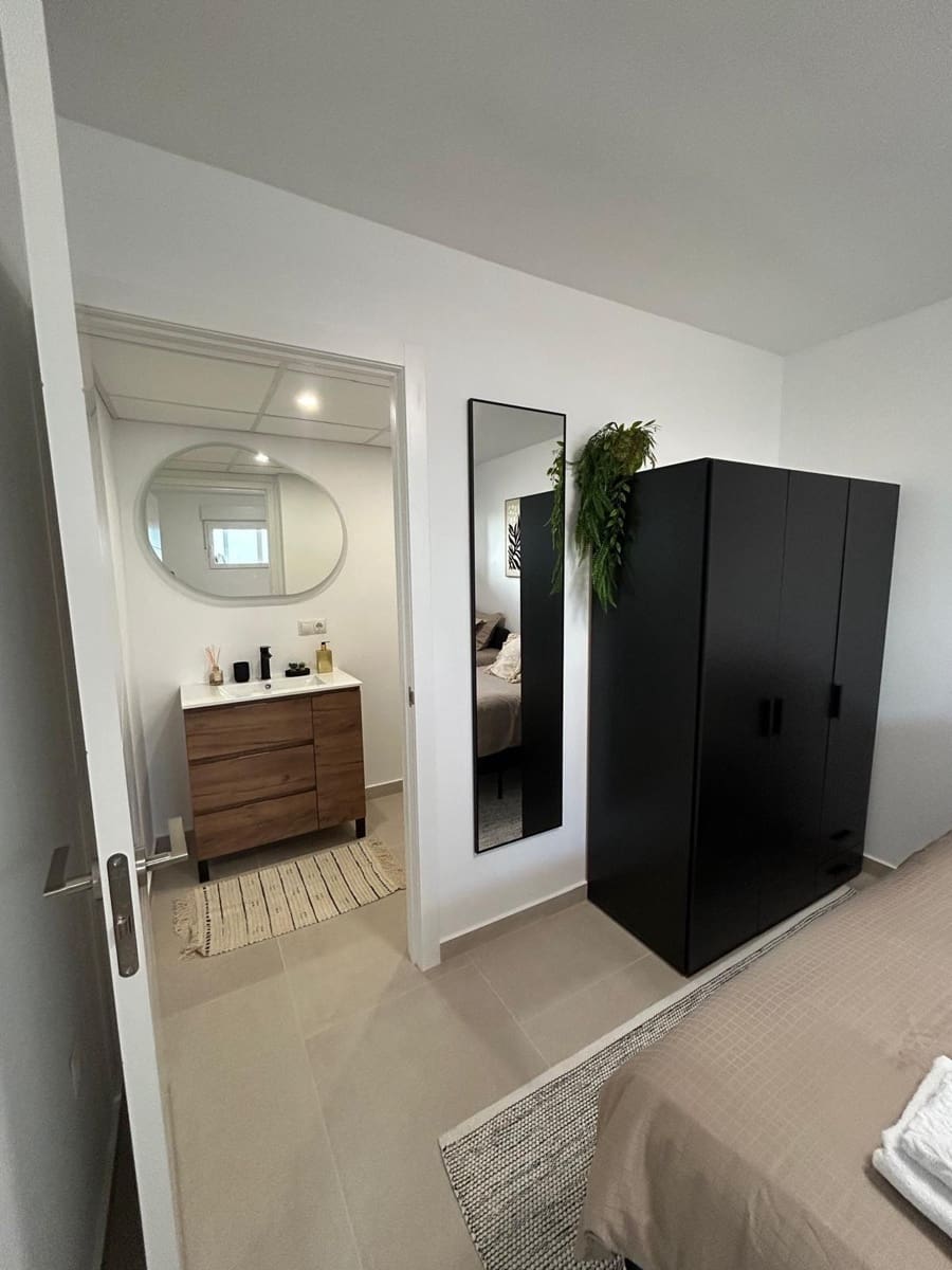 2 chambre Appartement de Plage à vendre à Torrevieja - 289 900 € (Ref: 9941013)
