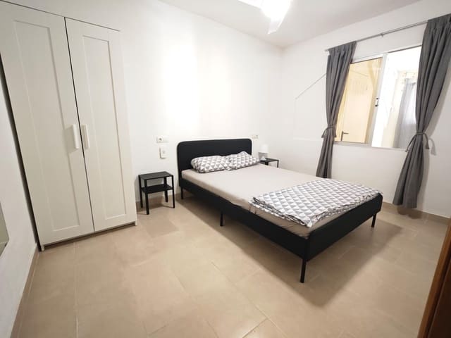 Bungalow de 2 habitaciones en Playa del Cura, Torrevieja en venta - 127.000 € (Ref: 9941017)