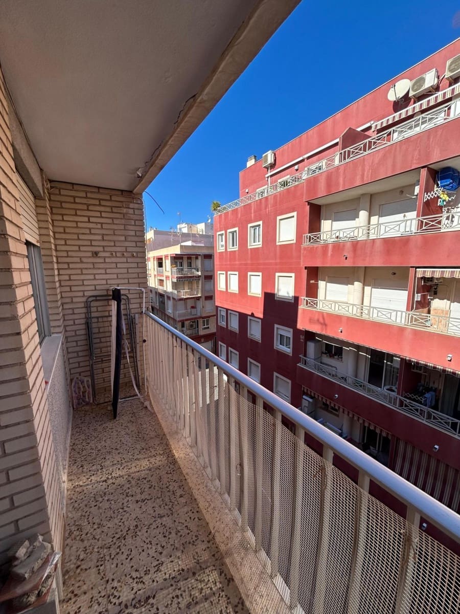 3 soveværelse Lejlighed til salg i Torrevieja - € 135.000 (Ref: 9941018)