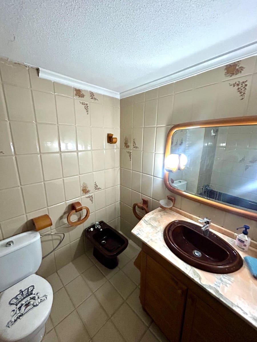3 bedroom Apartment for sale in Torrevieja - € 199,000 (Ref: 9941019)