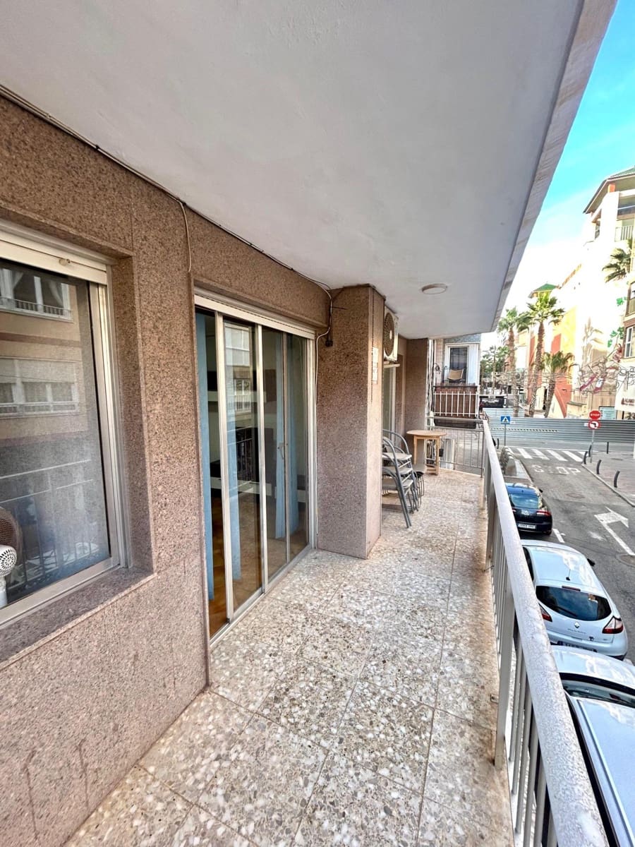 3 bedroom Apartment for sale in Torrevieja - € 199,000 (Ref: 9941019)