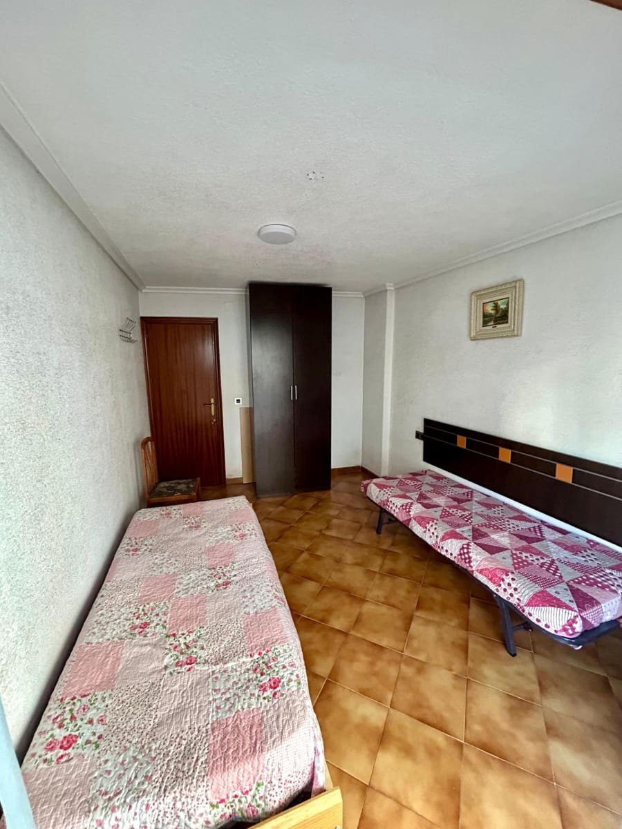 3 bedroom Apartment for sale in Torrevieja - € 199,000 (Ref: 9941019)