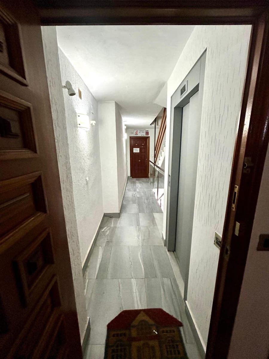 3 bedroom Apartment for sale in Torrevieja - € 199,000 (Ref: 9941019)
