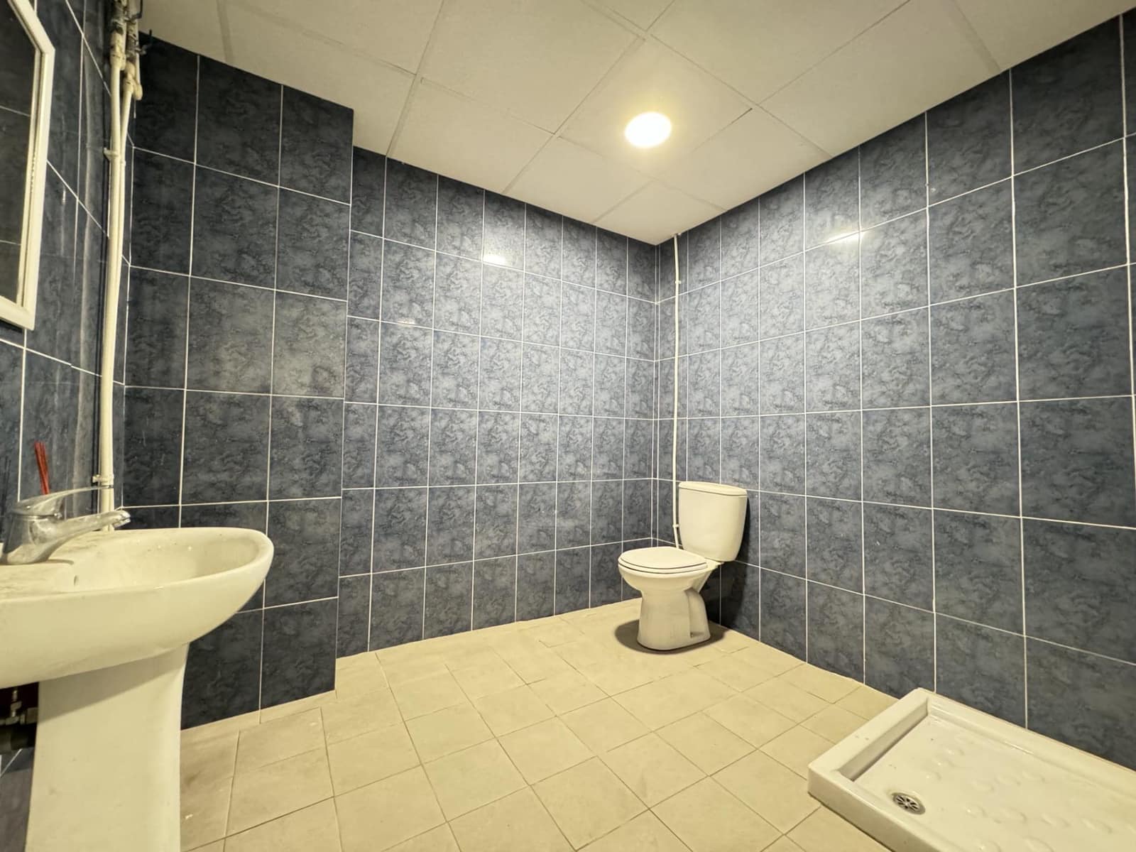 Commercial for sale in Torrevieja - € 409,500 (Ref: 9941021)