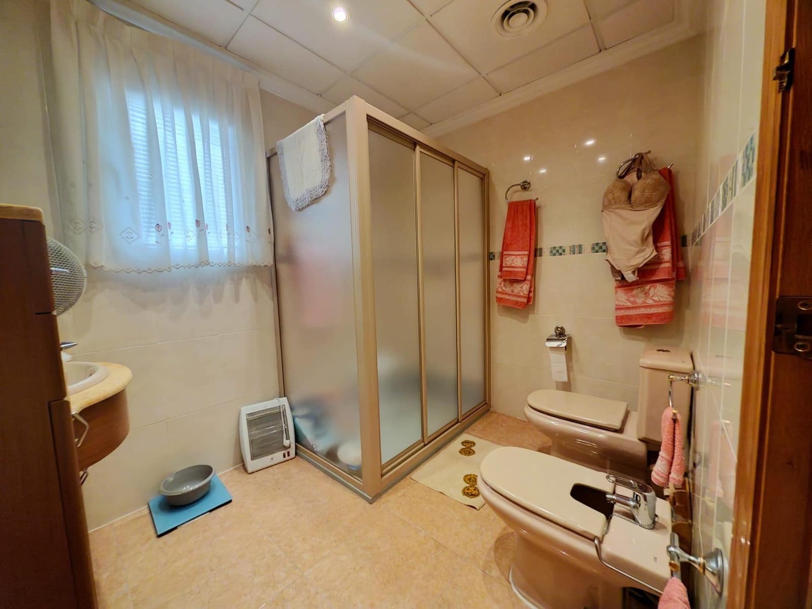 3 bedroom Apartment for sale in Torrevieja with garage - € 325,000 (Ref: 9966695)
