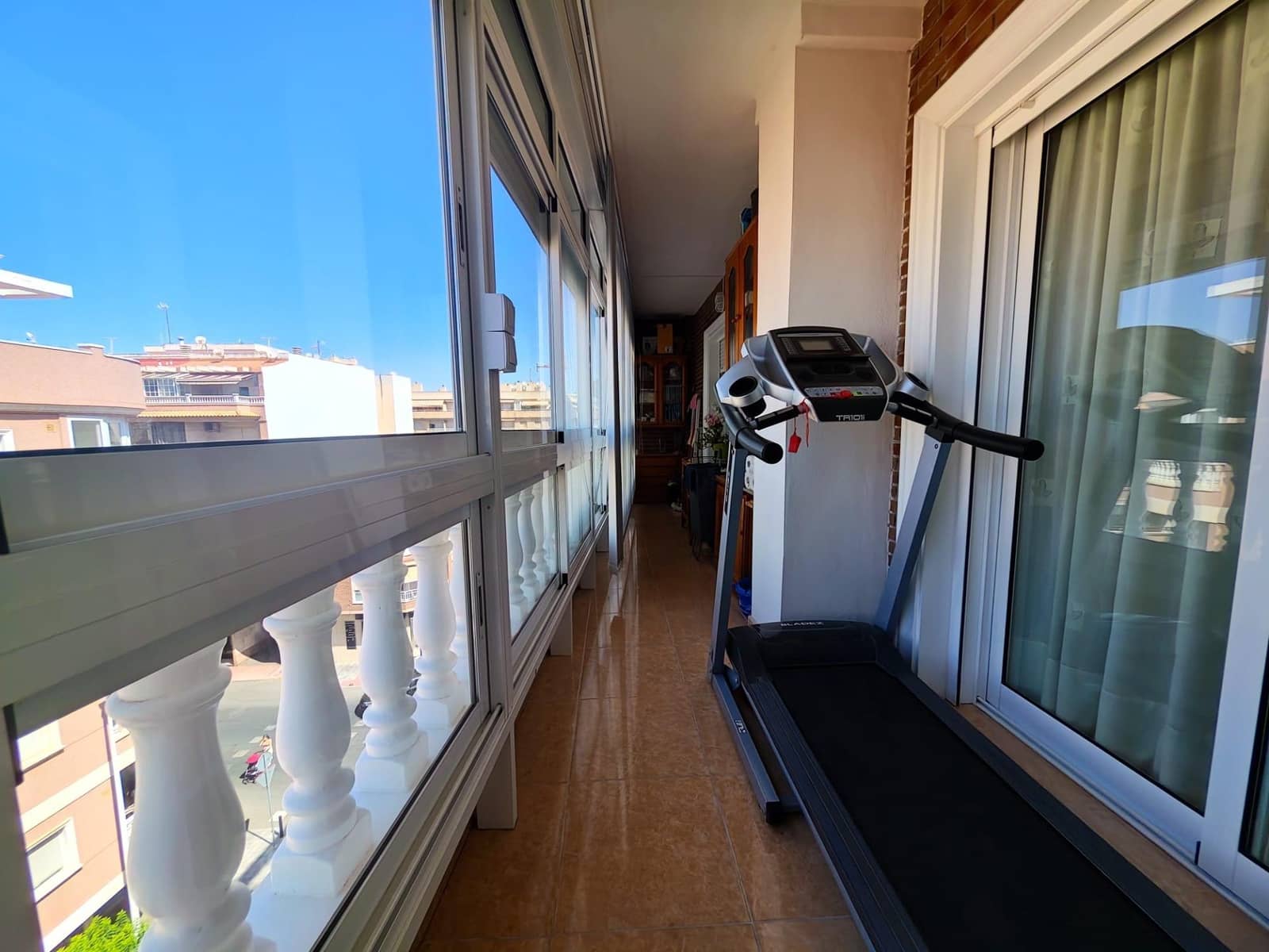 3 bedroom Apartment for sale in Torrevieja with garage - € 325,000 (Ref: 9966695)