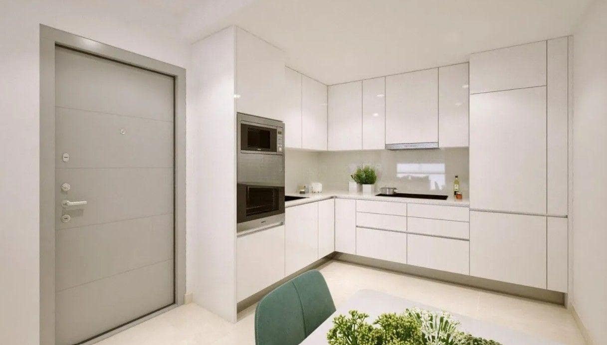 Ático de 2 habitaciones en Torrevieja en venta con piscina - 330.000 € (Ref: 9970636)