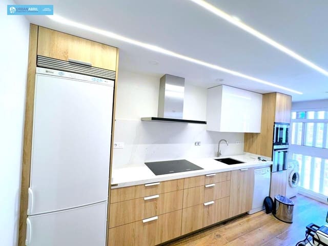 6 Zimmer Wohnung zu verkaufen in El Campello mit Pool Garage - 650.000 € (Ref: 10015645)