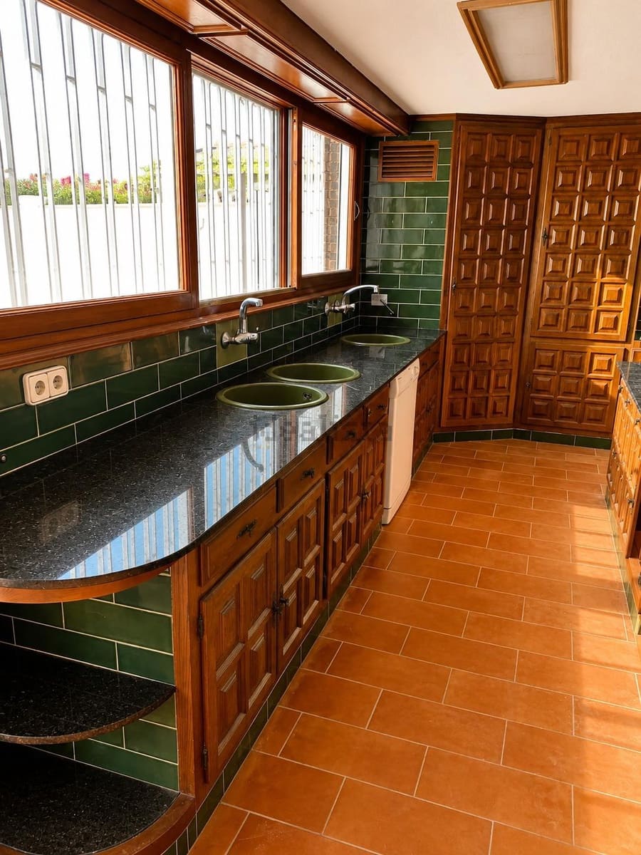 2 slaapkamer Penthouse te koop in El Campello - € 498.000 (Ref: 10027383)