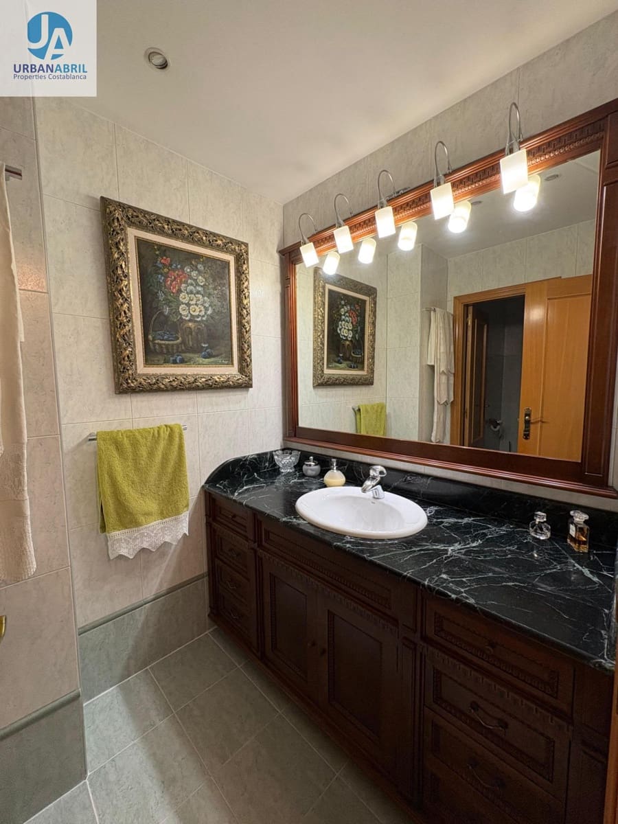 4 soveværelse Lejlighed til salg i Alicante by - € 970.000 (Ref: 10044880)