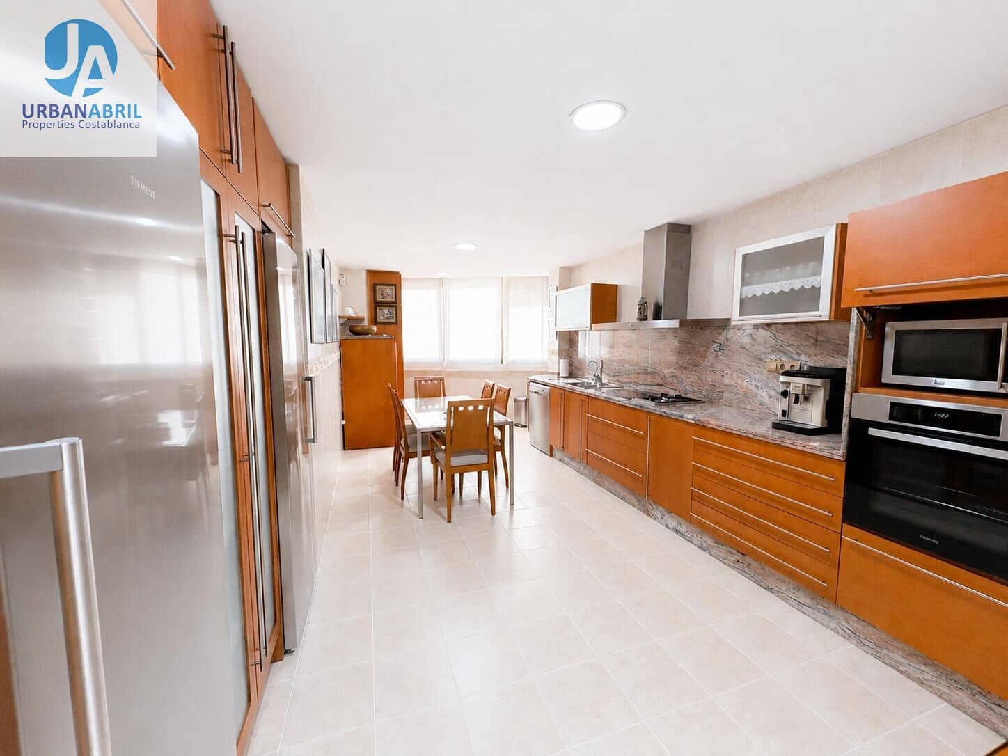 4 soveværelse Lejlighed til salg i Alicante by - € 970.000 (Ref: 10044880)