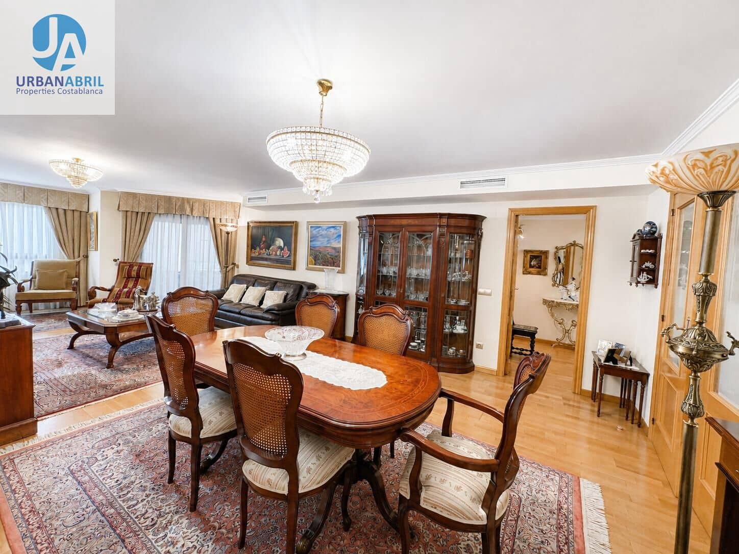 4 soveværelse Lejlighed til salg i Alicante by - € 970.000 (Ref: 10044880)
