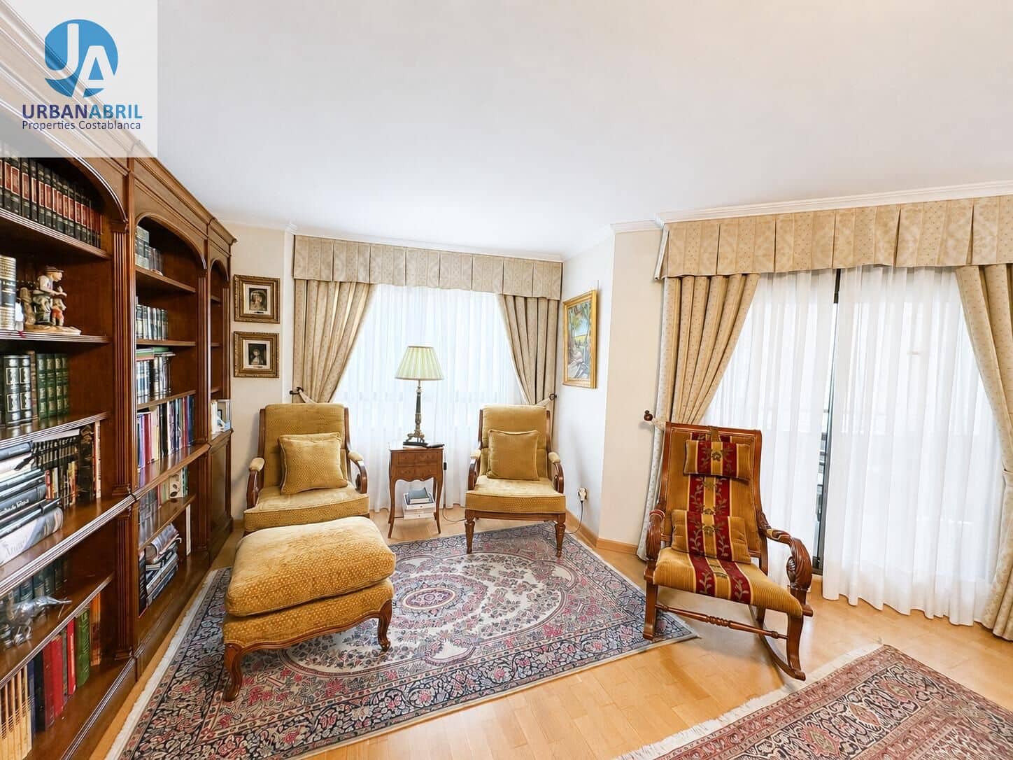 4 soveværelse Lejlighed til salg i Alicante by - € 970.000 (Ref: 10044880)