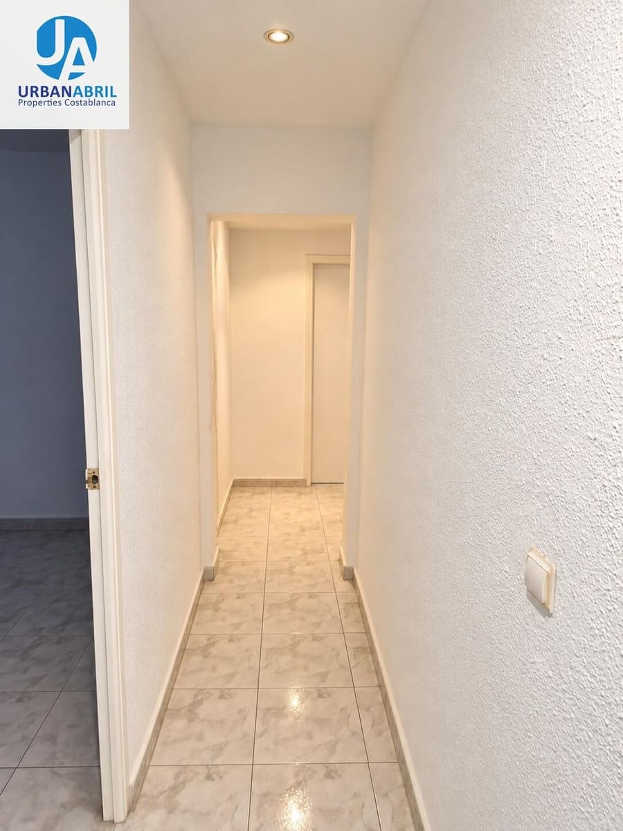 2 bedroom Flat for sale in Alicante / Alacant city - € 195,000 (Ref: 10059207)