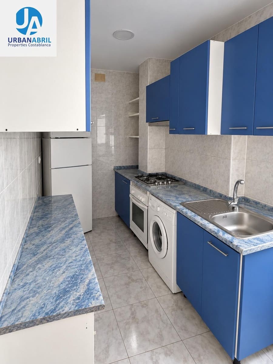 2 bedroom Flat for sale in Alicante / Alacant city - € 195,000 (Ref: 10059207)