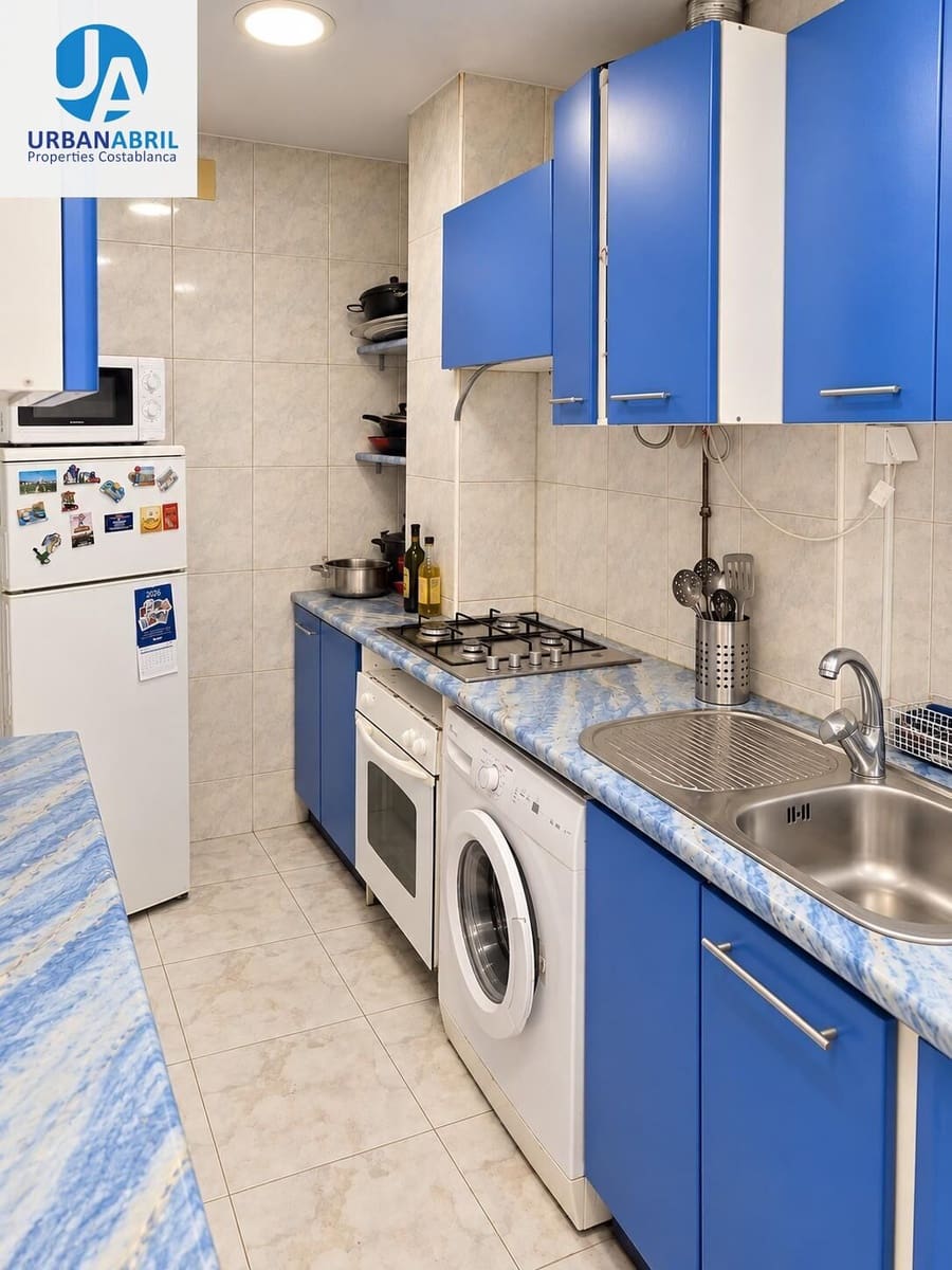2 bedroom Flat for sale in Alicante / Alacant city - € 195,000 (Ref: 10059207)