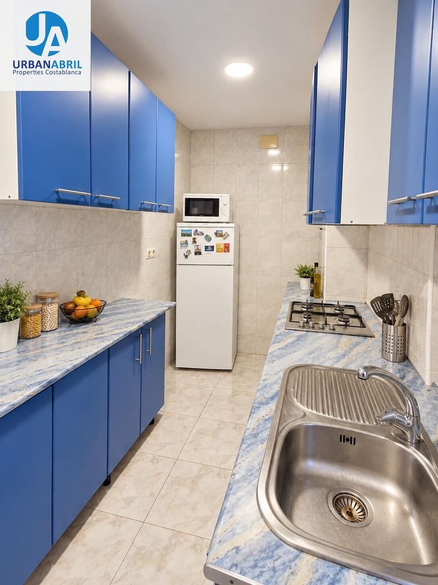 2 bedroom Flat for sale in Alicante / Alacant city - € 195,000 (Ref: 10059207)