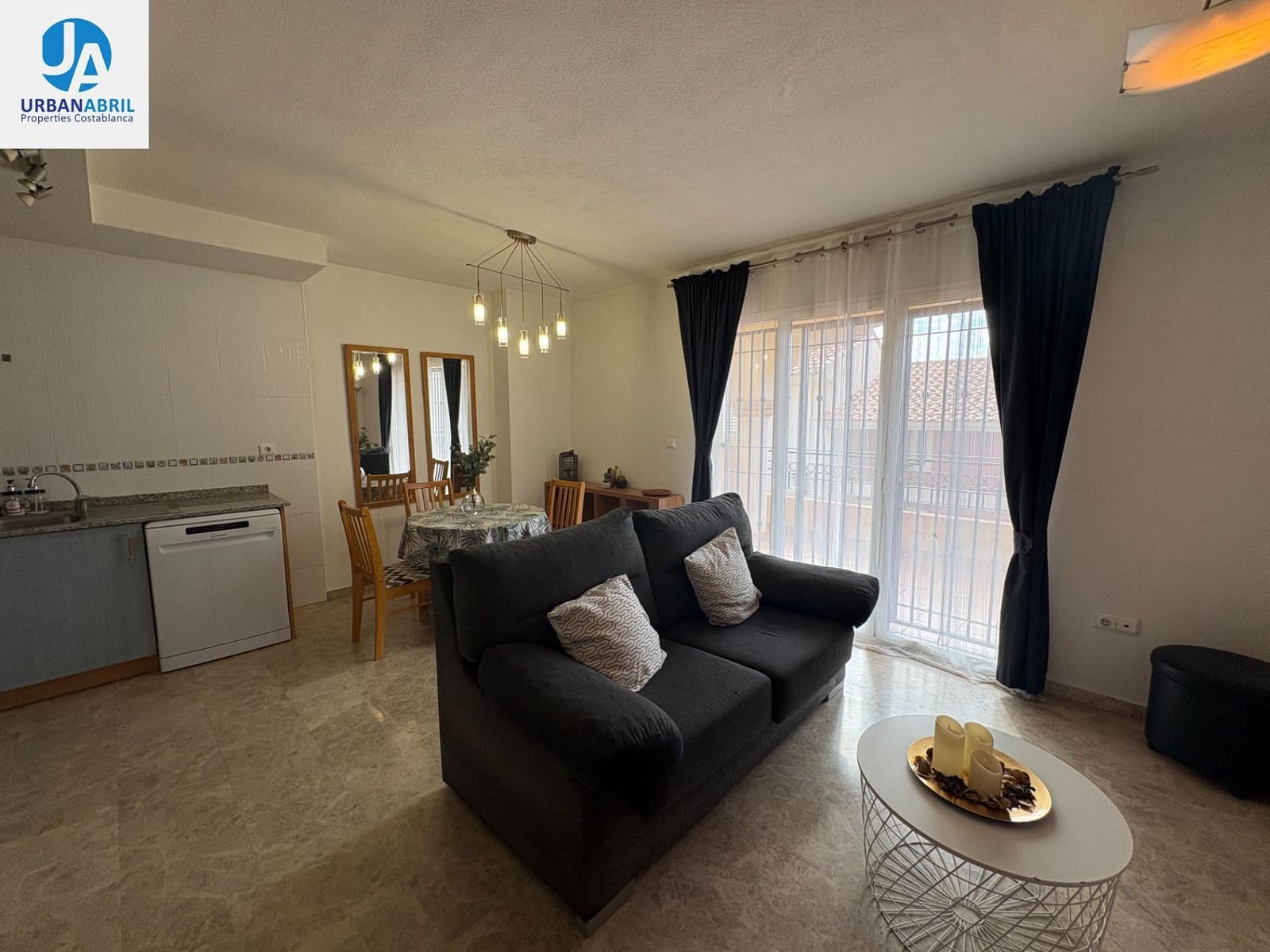 3 chambre Villa/Maison Mitoyenne à vendre à Muchamiel / Mutxamel avec piscine garage - 305 000 € (Ref: 9844083)