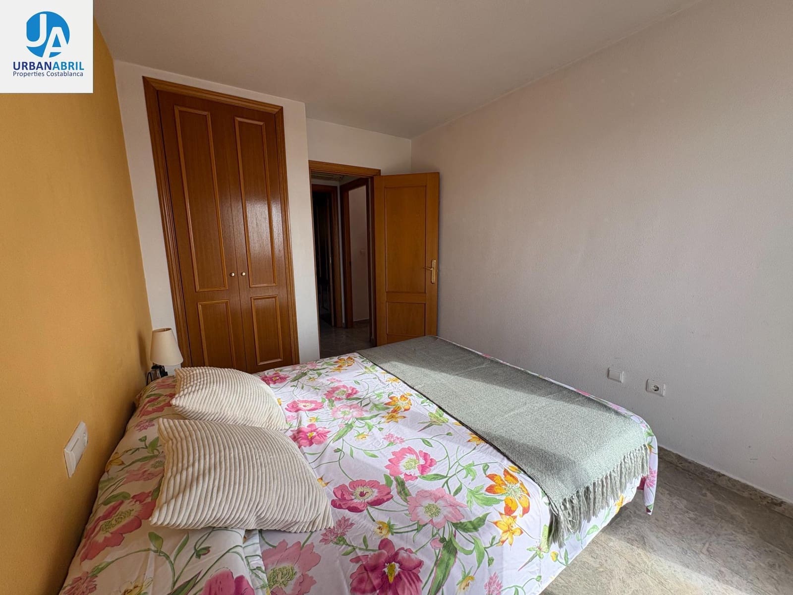 3 chambre Villa/Maison Mitoyenne à vendre à Muchamiel / Mutxamel avec piscine garage - 305 000 € (Ref: 9844083)