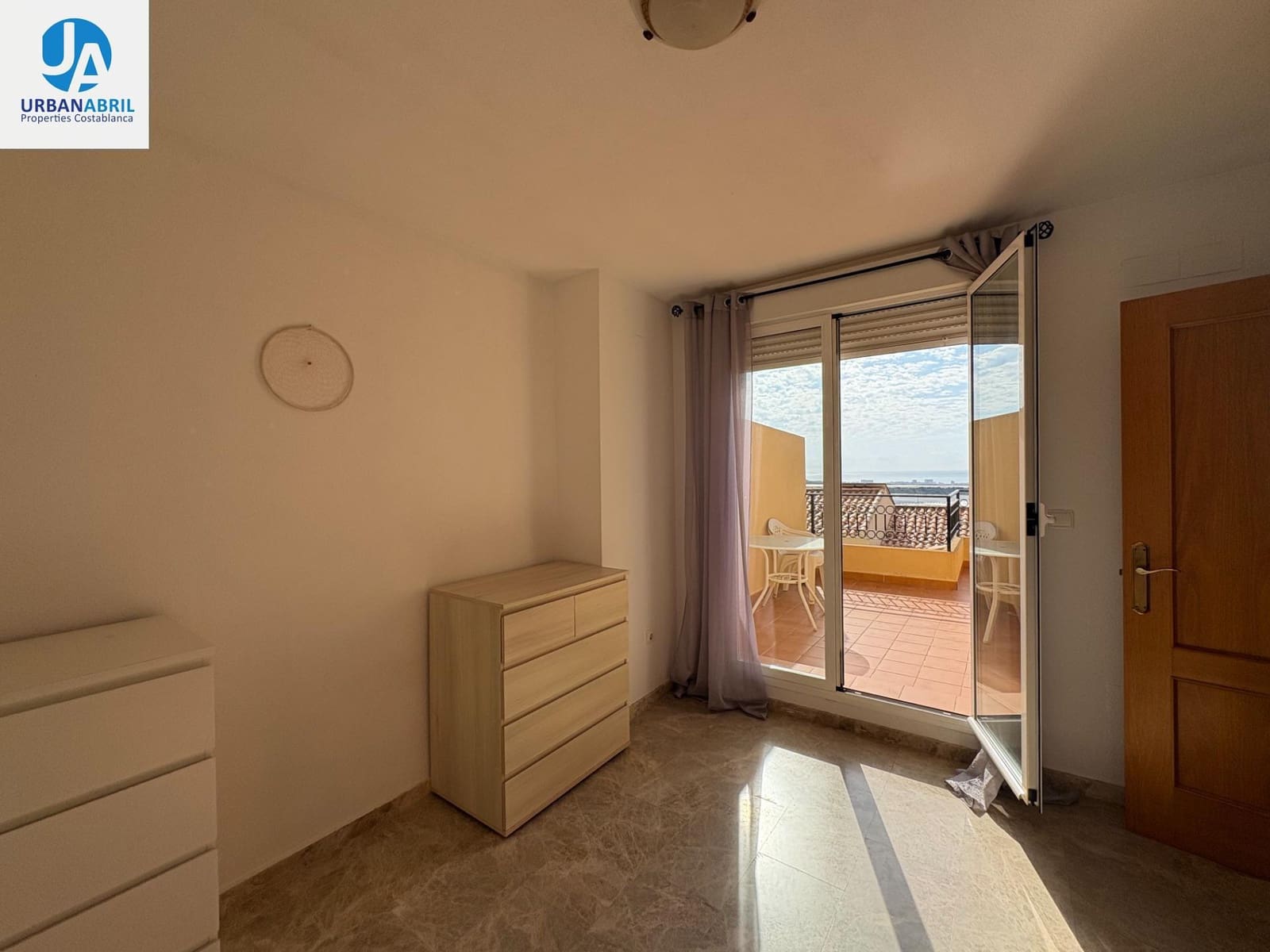 3 chambre Villa/Maison Mitoyenne à vendre à Muchamiel / Mutxamel avec piscine garage - 305 000 € (Ref: 9844083)
