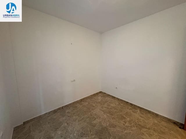 3 chambre Villa/Maison Mitoyenne à vendre à Muchamiel / Mutxamel avec piscine garage - 305 000 € (Ref: 9844083)