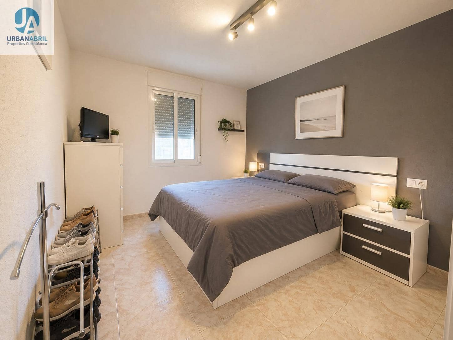 3 makuuhuone Asunto myytävänä paikassa Alicante kaupunki - 140 000 € (Ref: 9844084)