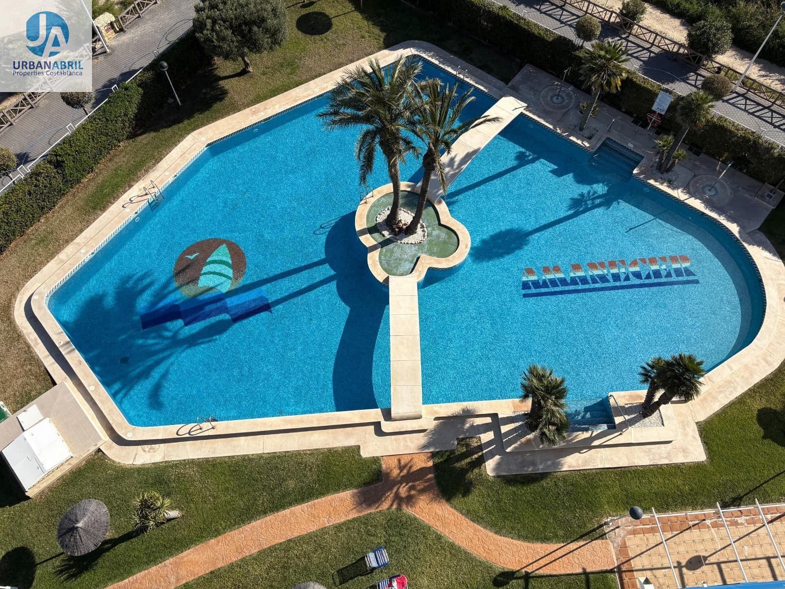 3 bedroom Flat for rent in El Campello with pool garage - € 2,000 (Ref: 9844085)