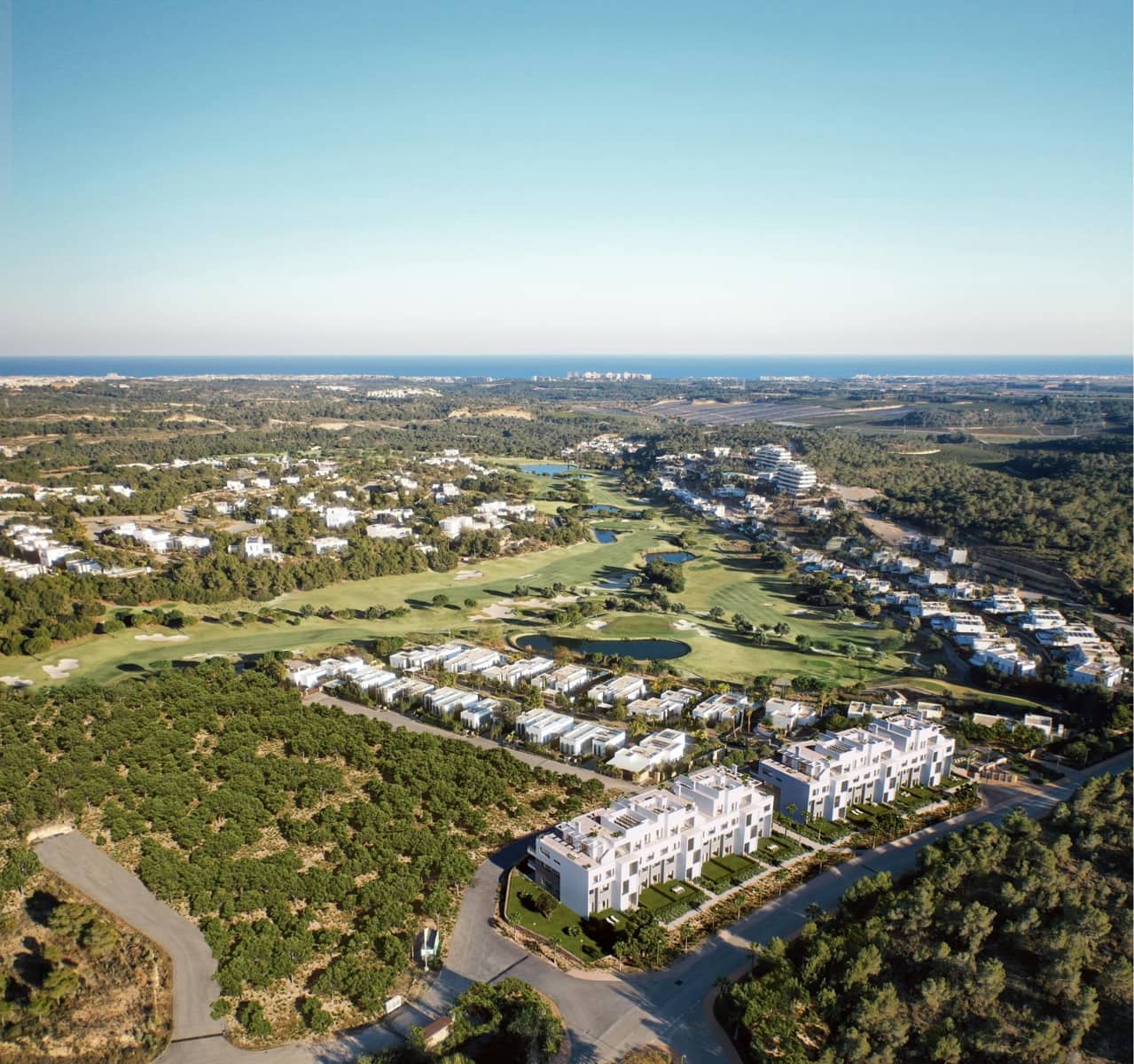 Ático de 3 habitaciones en Las Colinas Golf en venta con piscina garaje - 985.000 € (Ref: 9844092)